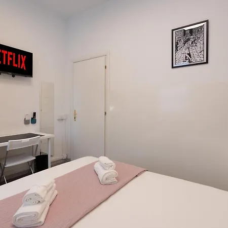 Daire Via Vetulonia Casa Grande X12 - 5 Con Aria Condizionata - Wi-fi Fibra 1000 - 3 Bagni - 2 Parcheggi Privati