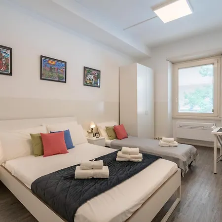 Via Vetulonia Casa Grande X12 - 5 Con Aria Condizionata - Wi-fi Fibra 1000 - 3 Bagni - 2 Parcheggi Privati